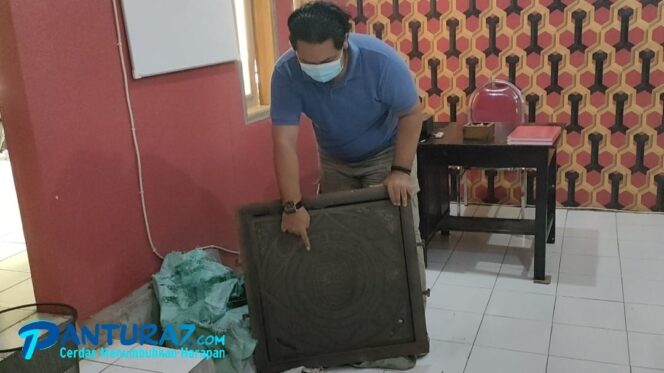 
					Puluhan Penutup Drainase Hilang, Kerugian Rp50 Juta