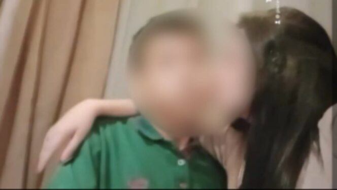 
					Duh! Video Pria Diduga Anggota DPRD Probolinggo dan Purel Bermesraan Beredar