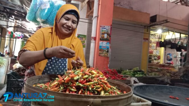 
					Jelang Ramadhan, Harga Cabai Rawit Meroket