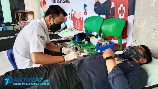 
					Kantong Darah Menipis, PMI Sasar Pasar, Genjot Donor Darah