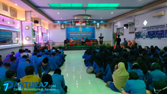 
					Mahasiswa FT Unzah Dibekali Karya Tulis Ilmiah
