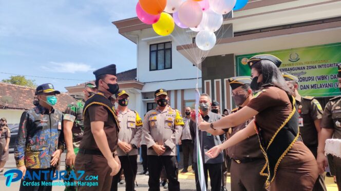 
					Tangani 2 Kasus Korupsi, Wilayah Bebas Korupsi Dicanangkan
