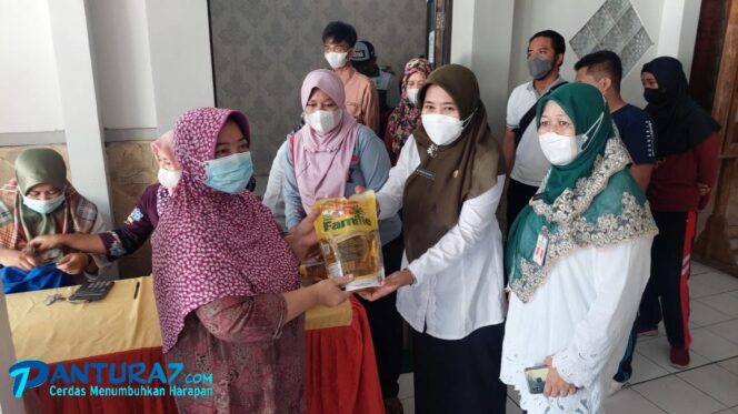 
					Jelang Puasa, Pemkot-Korpri Pasok Minyak Goreng di 5 Kecamatan
