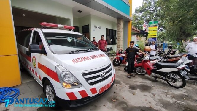 
					Sambil Lengkapi Dokumen, 2 Jenazah Laka Dibawa ke RS dr. Soetomo