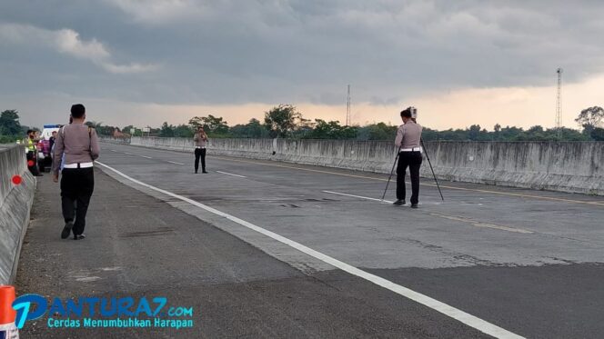 
					Ditlantas Polda dan Satlantas Polresta Terjunkan Tim TAA di Tol Paspro 