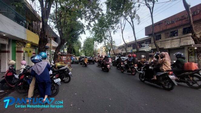 
					Arus Mudik, Dishub Kota Probolinggo Siagakan 40 Personel