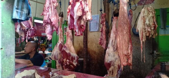
					Produk dan Stok Daging Aman Sampai Usai Lebaran