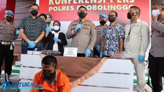 
					Polisi Buru Pelaku Lain Pembunuhan di Tiris, Diduga Juga Begal