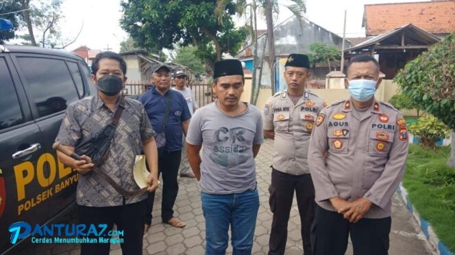 
					Dilarang Melintas, Pria di Banyuanyar Bacok Tetangga