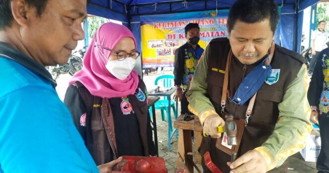 
					Cegah Kecurangan, Ratusan UTTP di Pasar Maron Ditera Ulang