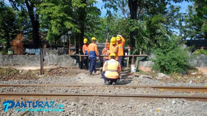 
					Tekan Kecelakaan Lalu Lintas, KAI Tutup Empat Perlintasan KA