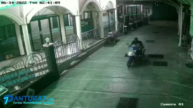 
					Lelap Tidur di Rumah Mertua, Pria di Bangil tak Sadar Motor Dimaling