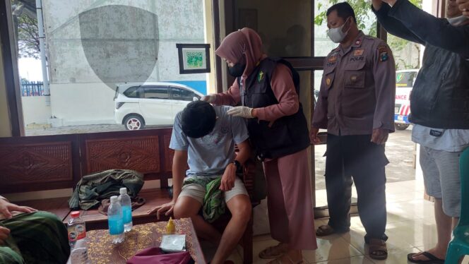 
					Dievakuasi ke Satpolair, 4 Pemancing Akhirnya Dipulangkan