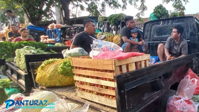 
					Imbas Harga BBM Naik, Harga Bawang Merah hingga Cabai Merah Meroket