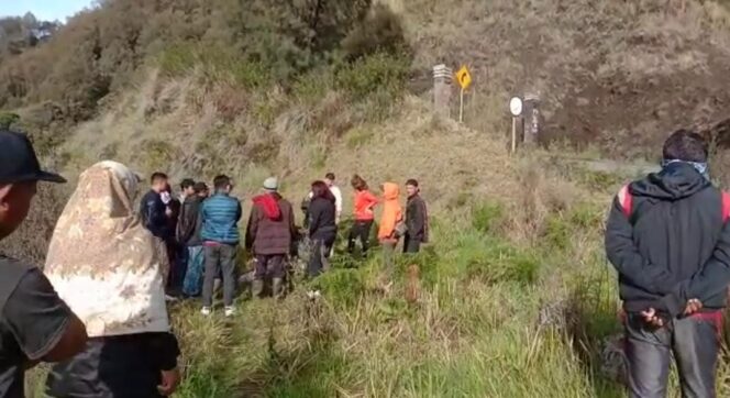 
					Laka Tunggal di Kawasan Bromo, Bapak-anak Meninggal Dunia 