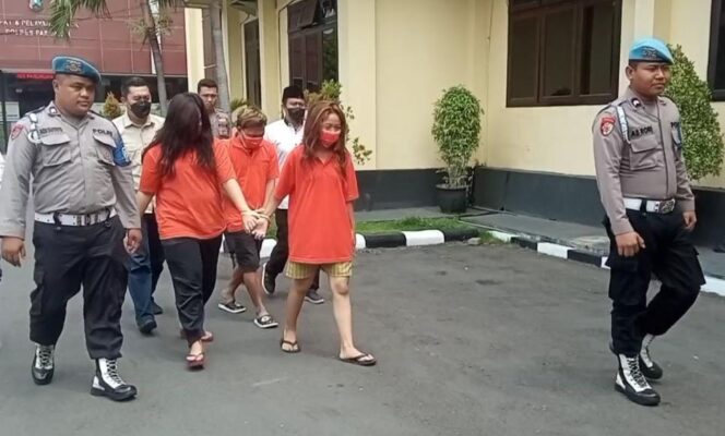 
					Jual Anak Jadi PSK di Tretes, Dua Perempuan dan Seorang Laki-laki Ditangkap