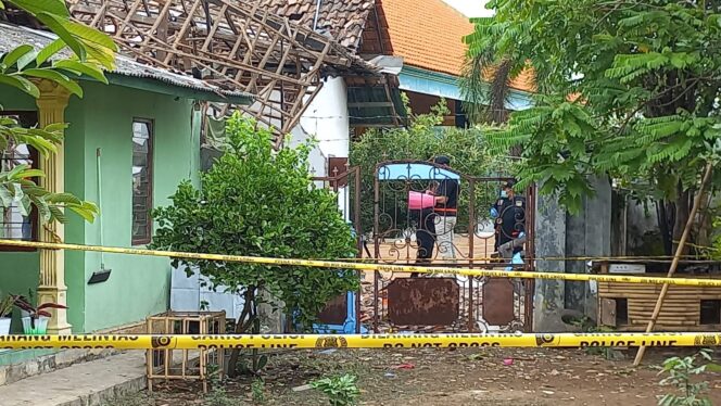 
					Ledakan Diduga Bom Ikan di Pasuruan, Polisi Periksa 11 Saksi