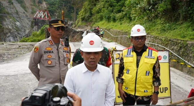 
					Longsor Piket Nol Diperbaiki, Ditargetkan Rampung Sebelum Tahun Baru