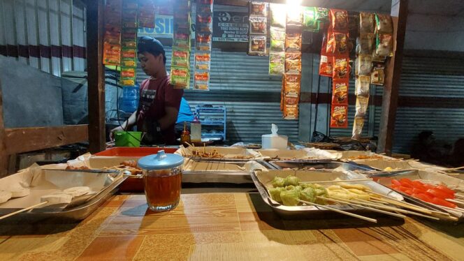 
					Angkringan, Bisnis Kuliner Menjanjikan dan Digandrungi Anak Muda