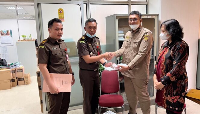 
					Sempat Dikorupsi, Dana Bantuan Rp33 Juta Kini Kembali ke Negara 