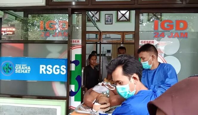 
					Pasca Amukan Pria Berparang di Kraksaan, Korban dan Pelaku Meninggal