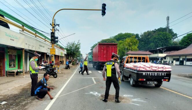 
					Libur Tahun Baru? Ini Titik Rawan Kecelakaan di Jalur Pantura Pasuruan yang Perlu Dihindari