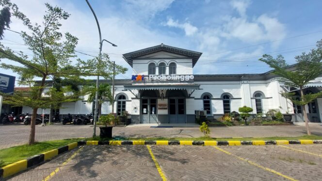 
					Libur Nataru, 636 Tiket KA Terjual di Stasiun Probolinggo