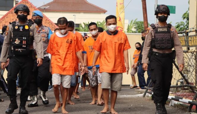 
					Setahun, Polres Probolinggo Gulung 121 Budak Narkoba