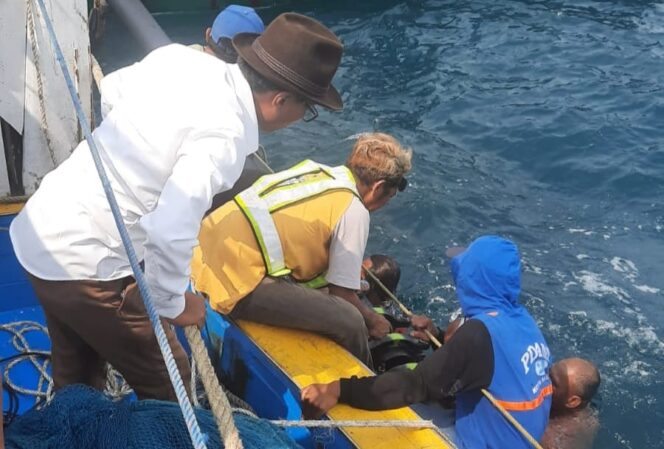 
					Tiga Jam, Perbaikan Pipa Bawah Laut Pulau Giliketapang Selesai