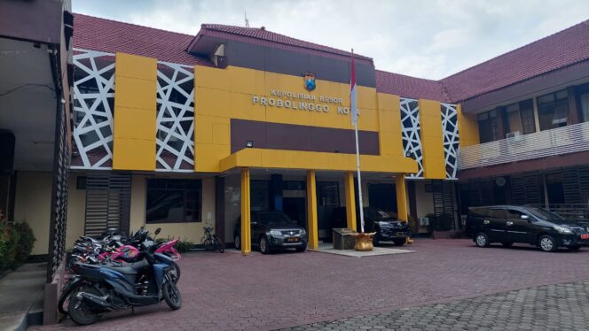 
					Mapolres Probolinggo Kota
