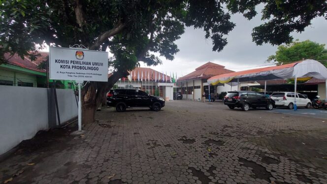 
					Kantor KPU Kota Probolinggo.