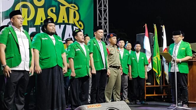 
					DILANTIK: Prosesi pelantikan PC GP Ansor Kota Kraksaan masa khidmat 2022-2026. (foto: Ali Ya'lu)