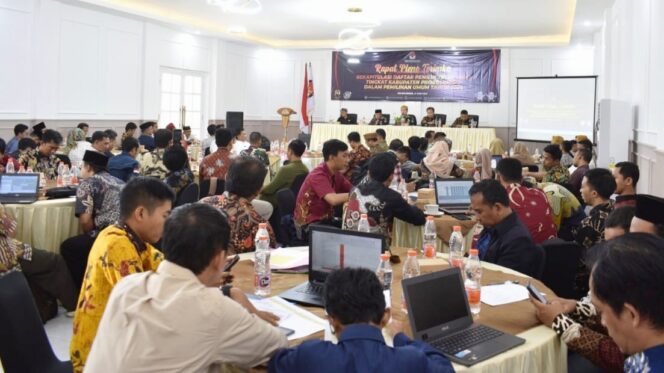 
					Pindah Penduduk dan Covid-19, DPT Kabupaten Probolinggo Berkurang 5.000 Lebih