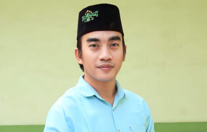 
					Ketua DPC K-Sarbumusi Kab. Probolinggo, Babul.