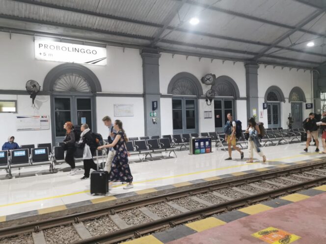 
					Libur Idul Adha, Penumpang KA di Daop 9 Meningkat