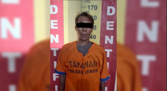 
					BEJAT: Pelaku rudapaksa 3 bersaudara di Lekok, Pasuruan, JM (49) pasca ditangkap polisi. (foto: Moh. Rois)