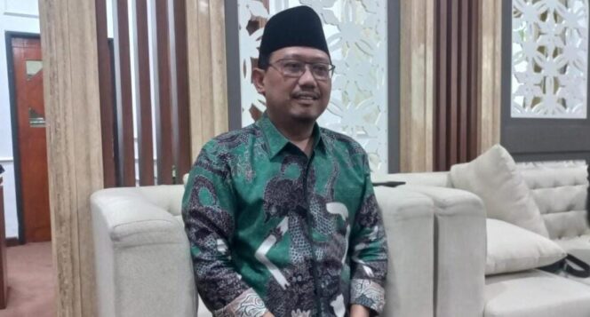 
					Ketua DPRD Kabupaten Pasuruan, Sudiono Fauzan. (foto: dok)