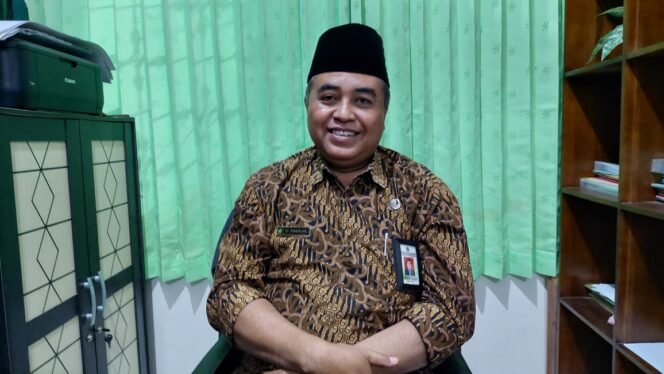 
					Kasi Penyelengaraan Haji dan Umrah Kemenag Kota Probolinggo, M. Haris Hikmawan. (foto: Hafiz Rozani).