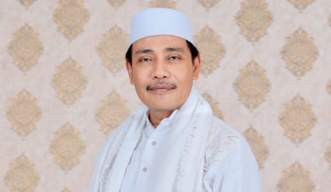 
					SERUKAN PERSATUAN: Ketua MUI Jatim, KH. Moh. Hasan Mutawakkil Alallah. (foto: dok).