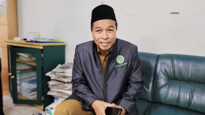 
					Sekretaris MUI Kabupaten Probolinggo, Yasin. (foto: Hafiz Rizani).