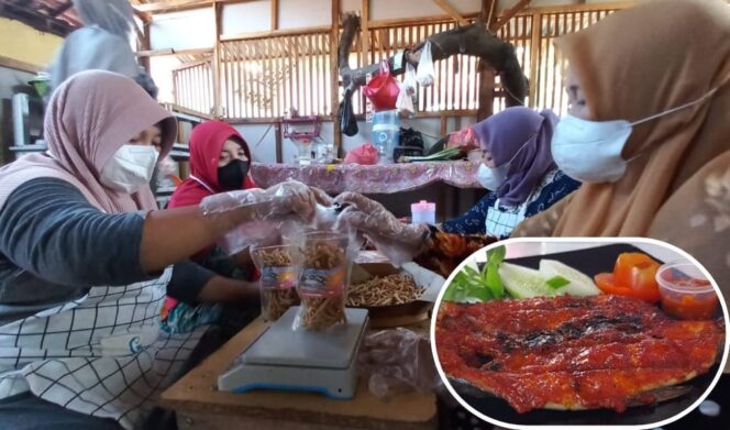 
					POTENSIAL: Warga mengolah Bandeng Jelak menjadi makanan olahan gurih. (Insert) Bandeng Jelak saat dihidangkan dalam bentuk kuliner. (foto: Moh. Rois).