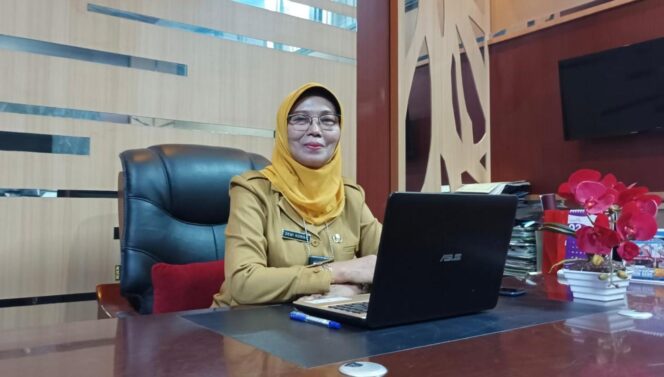 
					PURNAVTUGAS: Dewi Korina, Kepala Dinas Lingkungan Hidup (DLH) Kabupaten Probolinggo memasuki masa pensiun bulan ini. (foto: dok).