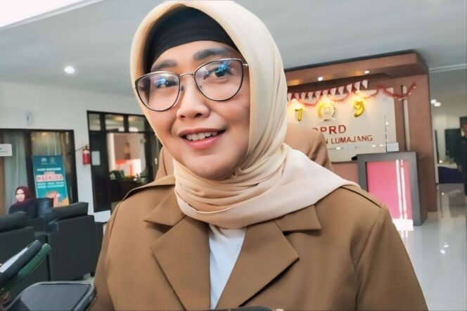 
					Pj. Bupati Lumajang, Indah Wahyuni alias Yuyun. (foto: Asmadi).