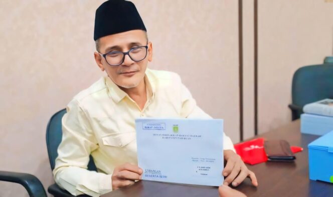 
					DIPECAT: Shobih Asrori atau Gus Shobih dipecat PKB dari keanggotaan partai setelah maju sebagai Bacawabup mendampingi politisi Partai Gerindra, Rusdi Sutejo. (foto: Moh. Rois).