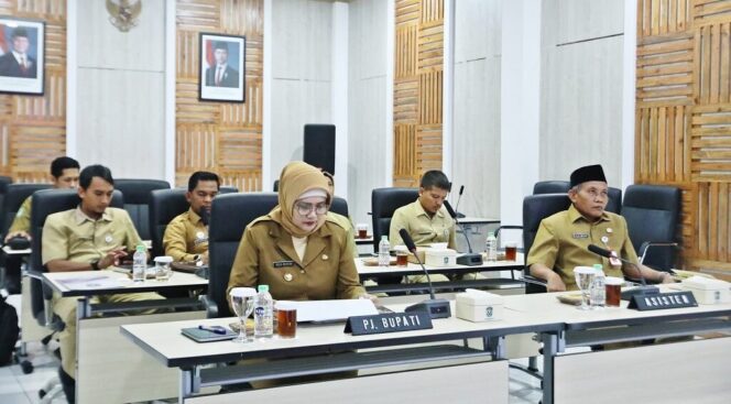 
					Istimewa.