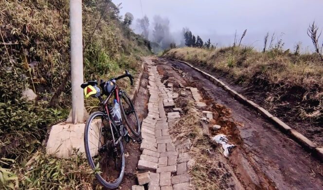 
					Postingan Facebook Bupati Lumajang.