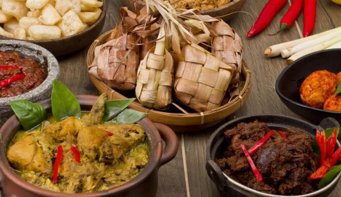 
					Ilustrasi makanan khas lebaran. (foto: Line Bank)