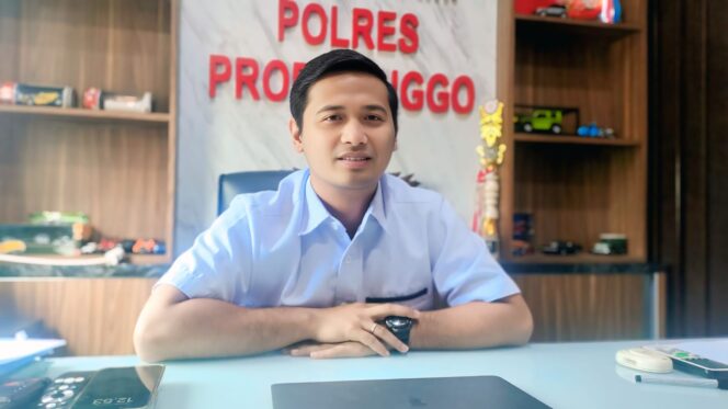 
					Kasatreskrim Polres Probolinggo, AKP Putra Adi Fajar Winarsa. (foto: Ali Ya'lu).