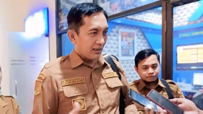 
					Ketua Persatuan Aparatur Pemerintah Desa Seluruh Indonesia (Papdesi) Kabupaten Probolinggo, Supriyanto. (foto: Ali Ya'lu).