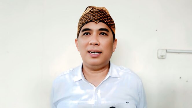 
					Kepala  Dinas Koperasi, Usaha Mikro, Perdagangan, dan Perindustrian (DKUPP) Kabupaten Probolinggo, Taupik Alami. (foto: Ali Ya'lu).
